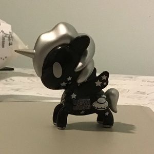 2017 Tokidoki Unicorno Space Cosmo Hot Topic exclusive promo Vinyl figure